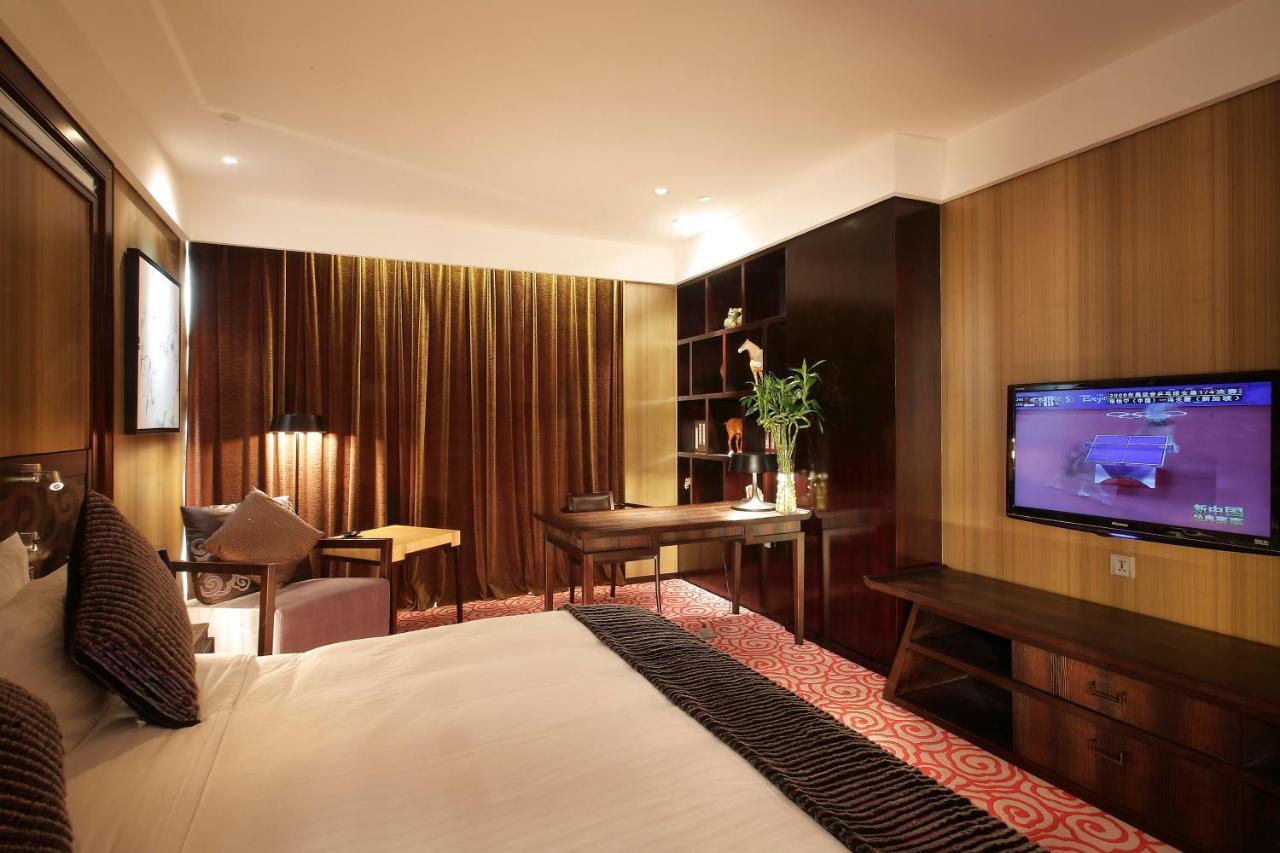 Christian'S Hotel Luoyang Luoyang  Dış mekan fotoğraf