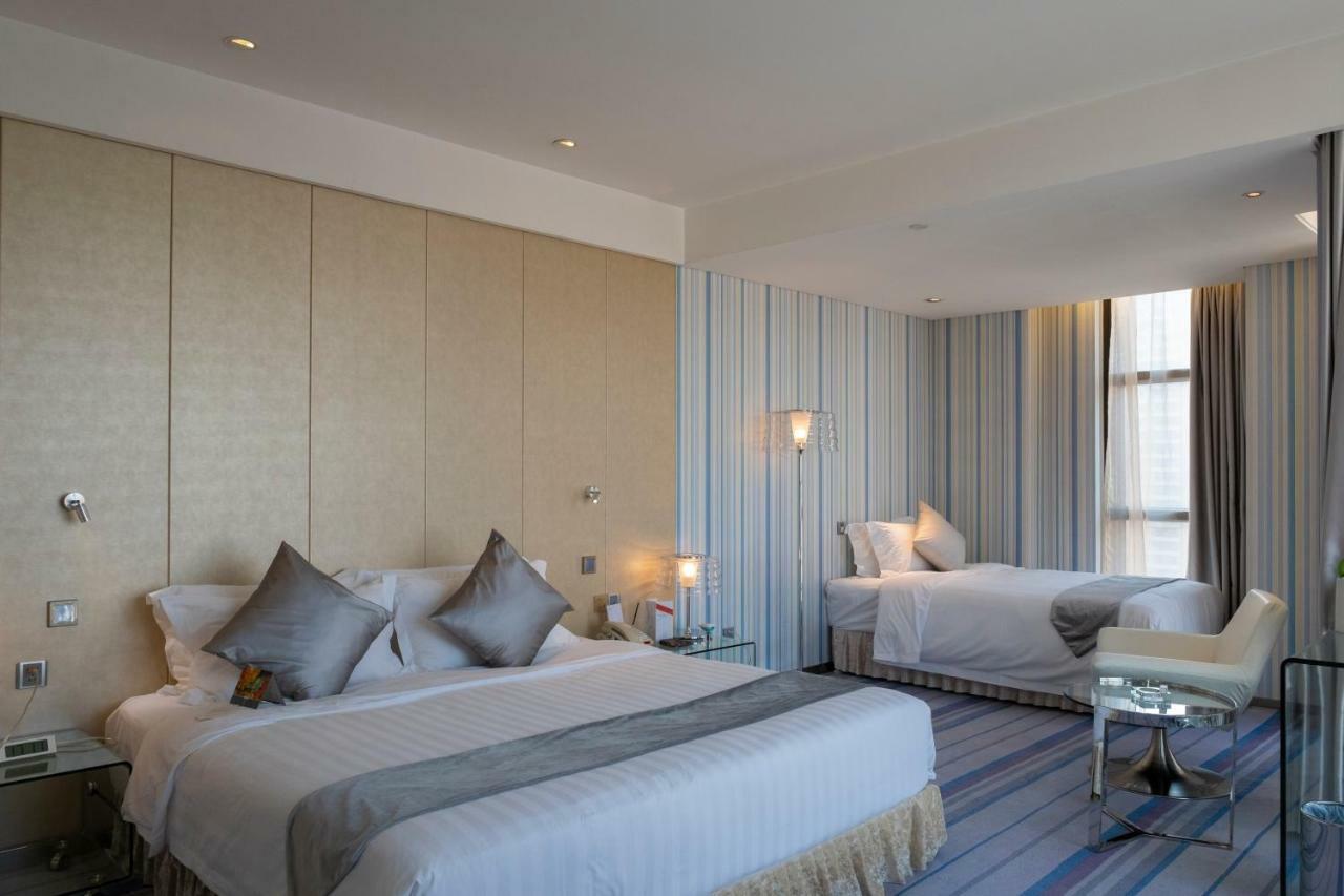 Christian'S Hotel Luoyang Luoyang  Dış mekan fotoğraf
