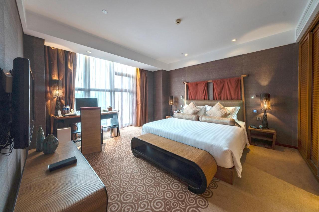 Christian'S Hotel Luoyang Luoyang  Dış mekan fotoğraf